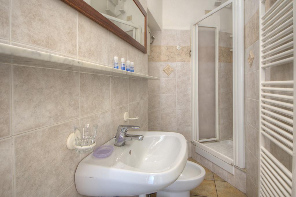 Hotel Club Nautico Savona Habitación foto